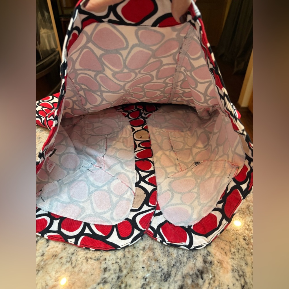 Ruby Rd Petite Vibrant Red and Black Patterned Jacket. Size Medium. EUC - Picture 4 of 13